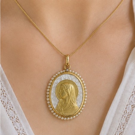 Médaille Vierge Marie de la Belle Epoque.