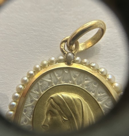 Médaille Vierge Marie de la Belle Epoque.