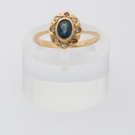 Marquise saphir et entourage diamants