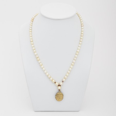 Sautoir perles blanches