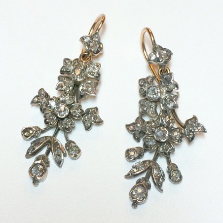 French Napoléon III Articulated Flower Pendant Earring