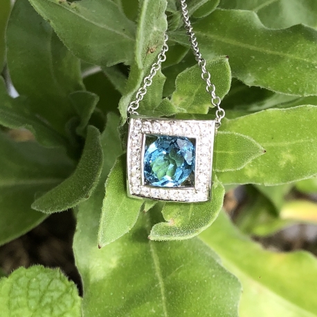 Aquamarine and Diamond White Gold Necklace