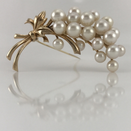 Mikimoto Grape Bundle Brooch