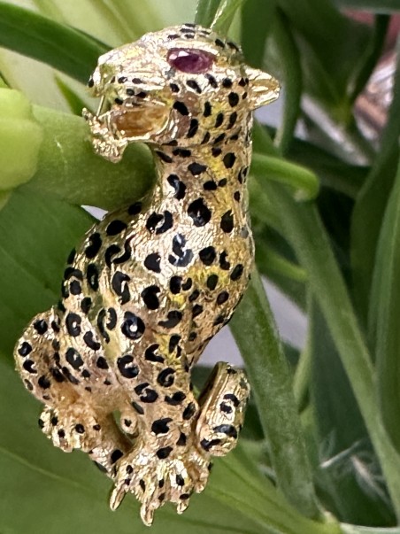 Broche panthère or 