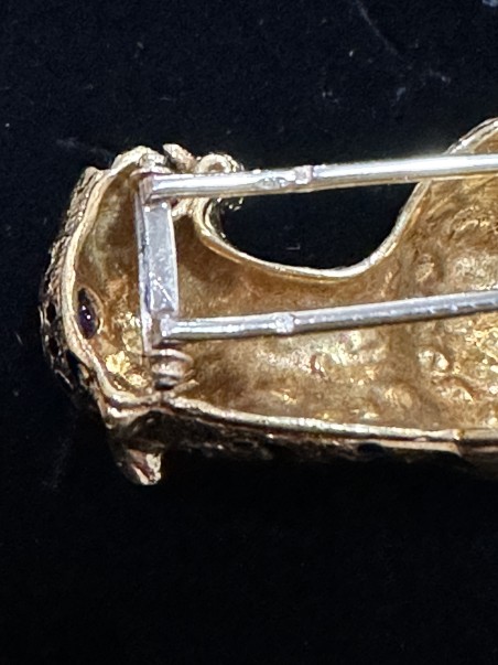 Broche panthère or 