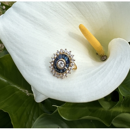 Art Deco diamond and Sapphire ring